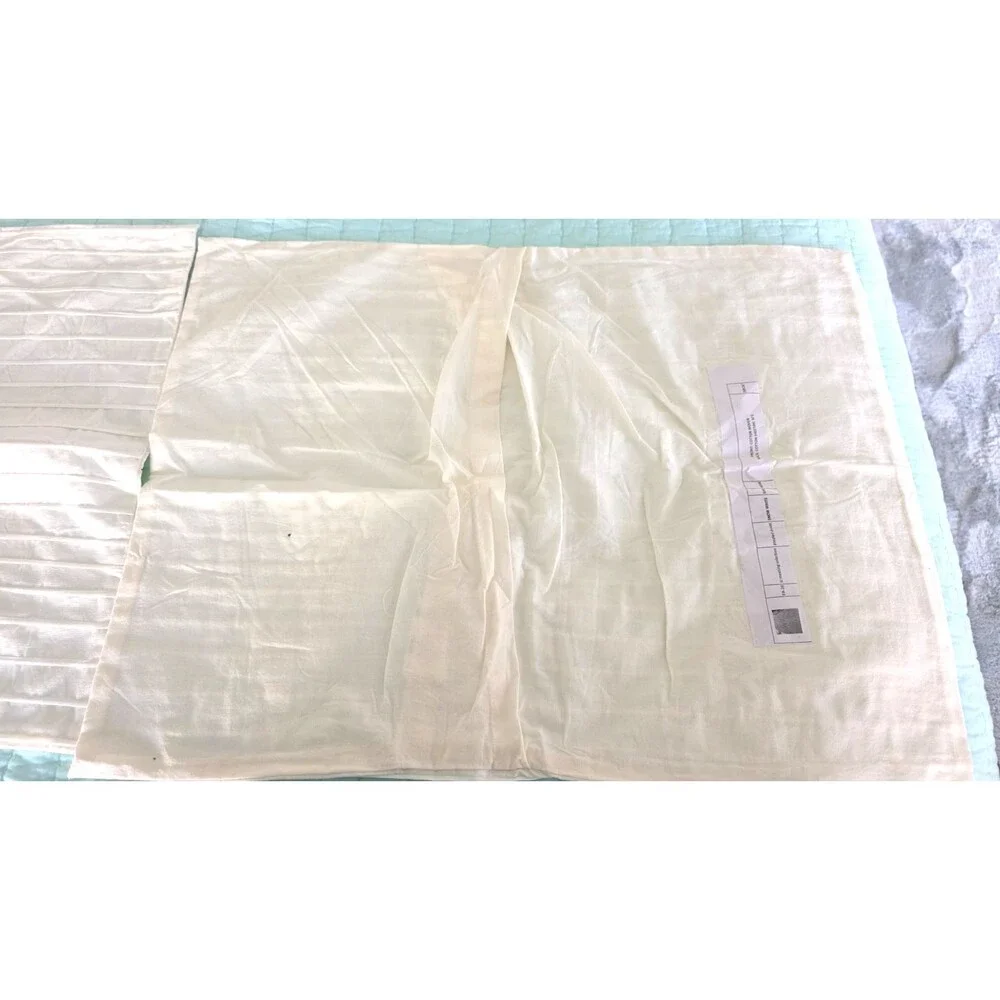 West Elm Pair Cotton Ribbed Cotton Cream Pillow Covers 20x26  NWT